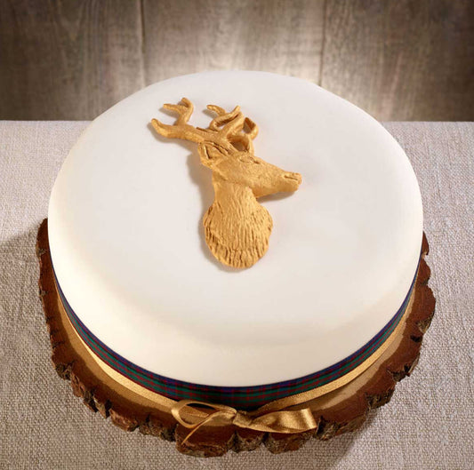 Limited edition Christmas cake with stag detail (2kg)